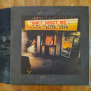 Elton John - Don't Shoot Me I'm Only The Piano Player (RSA VG