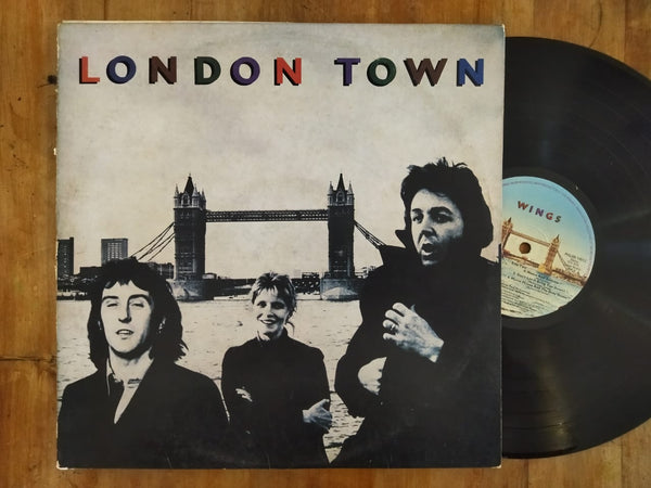Wings - London Town (RSA VG) with Poster