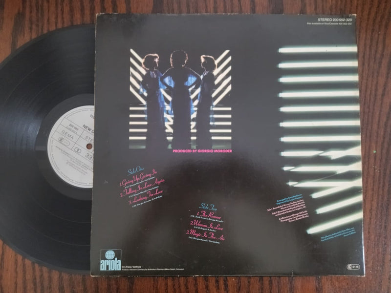 The Three Degrees - New Dimensions (Germany VG)