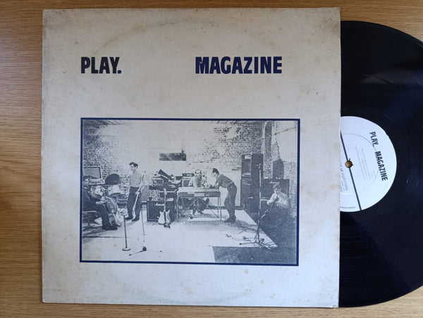 Magazine - Play (UK VG+)