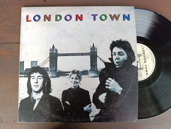 Wings - London Town (RSA VG)