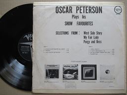 Oscar Peterson – Oscar Peterson Plays His Show Favourites (RSA VG)